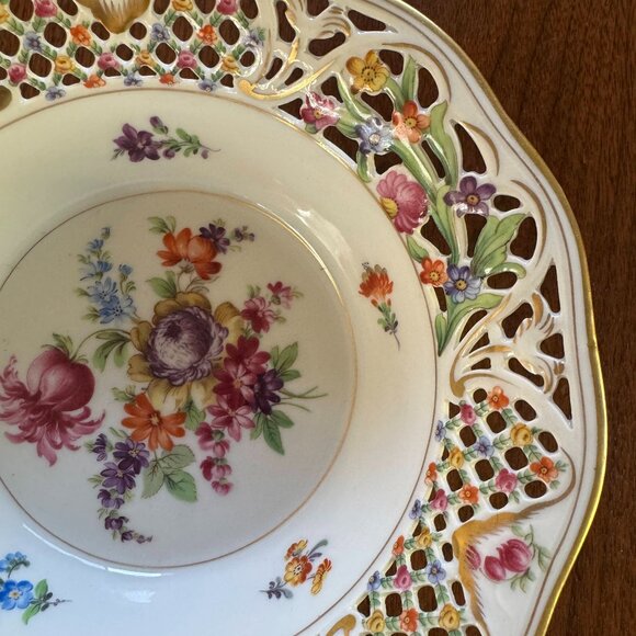 Schumann Dresden Porcelain Pierced Decorative Plate - Picture 4 of 8